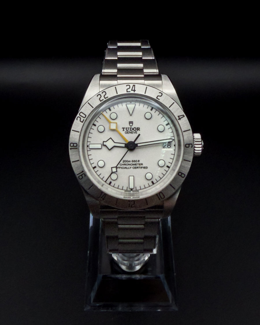 Tudor Black Bay Pro, front view